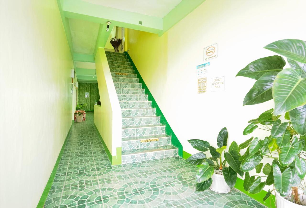 Reddoorz At D128 Lodge Cagayan Valley Tuguegarao City Exterior foto