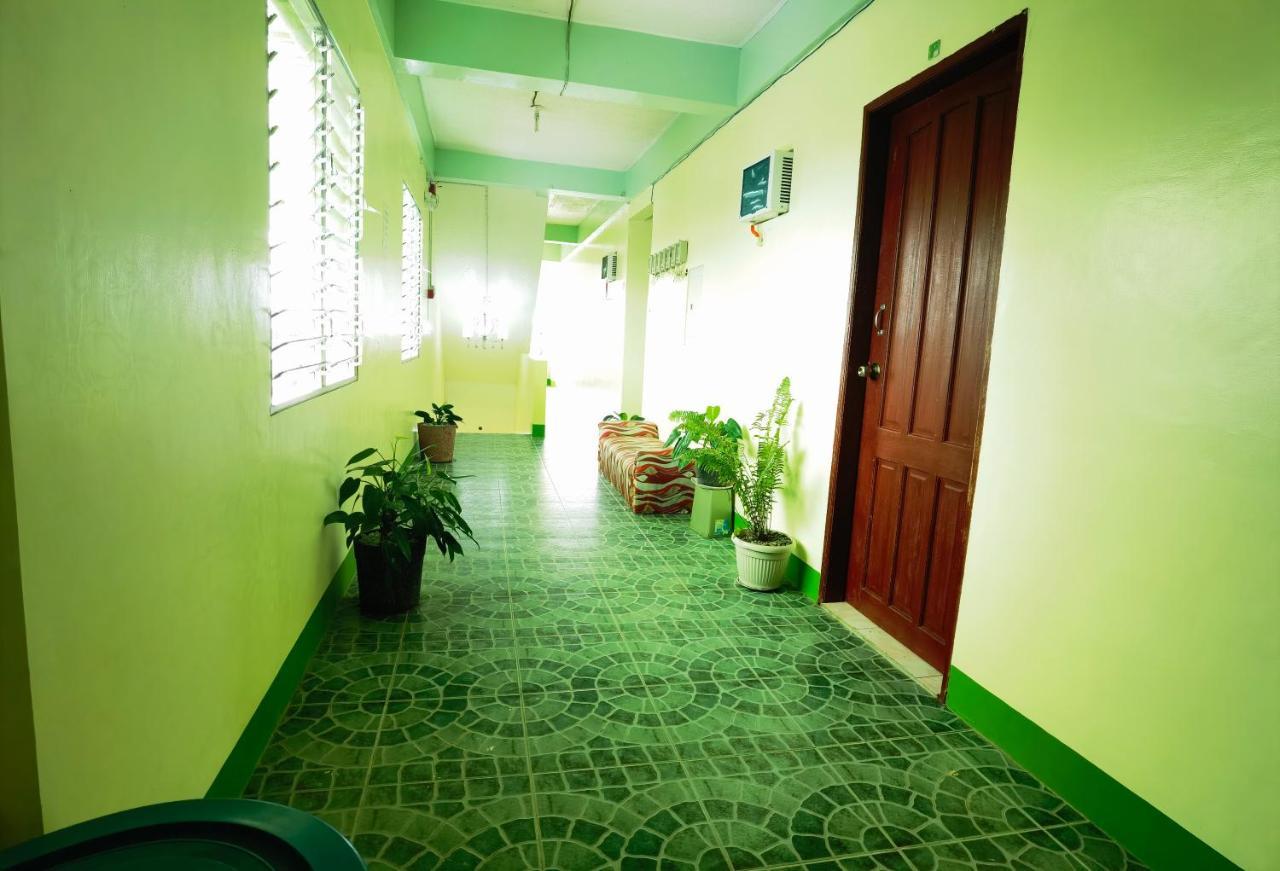 Reddoorz At D128 Lodge Cagayan Valley Tuguegarao City Exterior foto