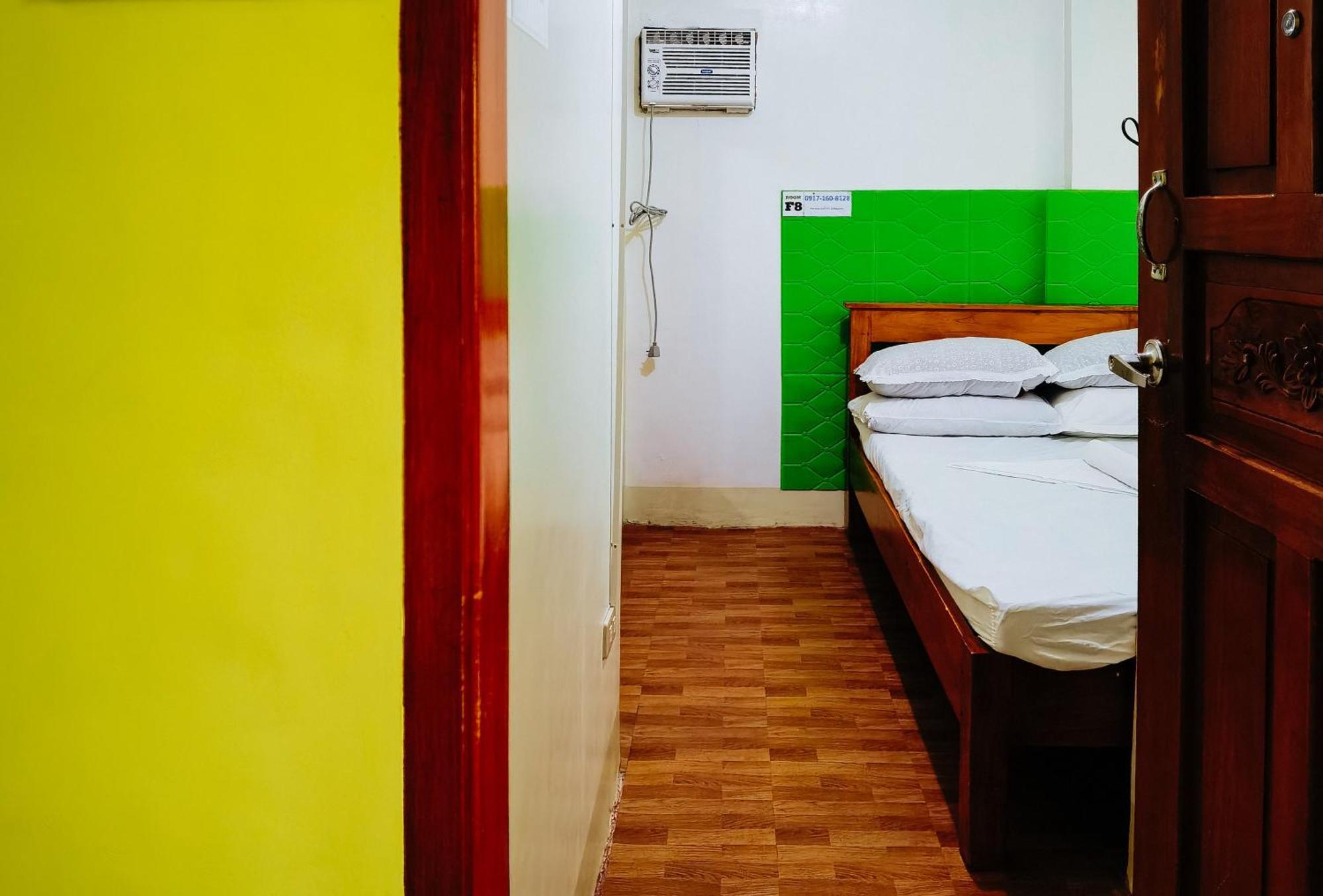 Reddoorz At D128 Lodge Cagayan Valley Tuguegarao City Exterior foto